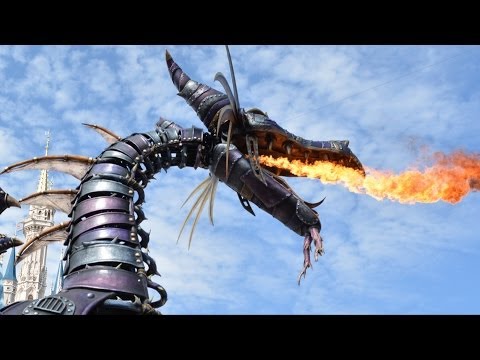 Festival of Fantasy Fire Breathing Maleficent Dragon In Sleeping Beauty Segment, Magic Kingdom - UCe-gHr2O_LP7t0YJYHZQZlg