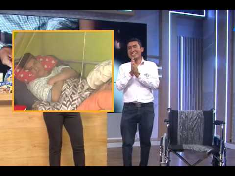 Julio Garay, creador de 'Nutri H', dona silla de ruedas a joven postrado en cama tras accidente
