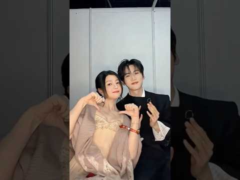 周柯宇跟陈妍希合拍手势舞就是不想让大家戒断狙击蝴蝶！最后再管这对姐弟一次！#狙击蝴蝶 #周柯宇 #陈妍希  #zhoukeyu #chenyanxi #cdrama