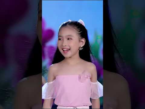 Bé Ra Vườn Hoa - Candy Ngọc Hà | Bài Hát Sôi Động Cho Bé Ngày Mùng 8 Tháng 3