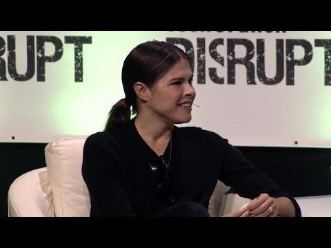 Glossier's Emily Weiss on Modernizing Beauty - UCCjyq_K1Xwfg8Lndy7lKMpA