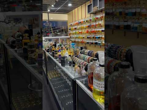 vlogmas day 4 | check out the viral perfume + oil shop in #CharlotteNC #youtubeblack #blackgirlmagic