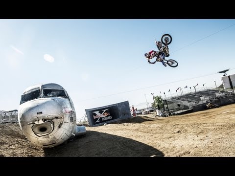 Freestyle Motocross at Glen Helen - Red Bull X-Fighters 2013 - UCblfuW_4rakIf2h6aqANefA