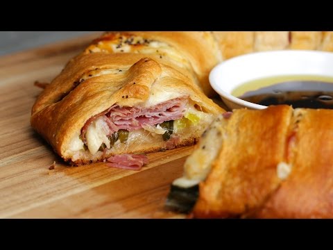 Baked Ham & Cheese Ring