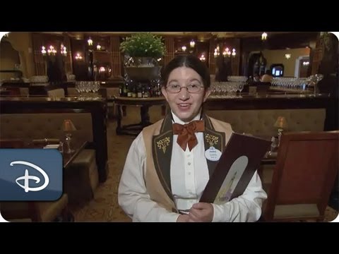 Every Role a Starring Role - Carthay Circle Restaurant Hostess | Disneyland Resort - UC1xwwLwm6WSMbUn_Tp597hQ