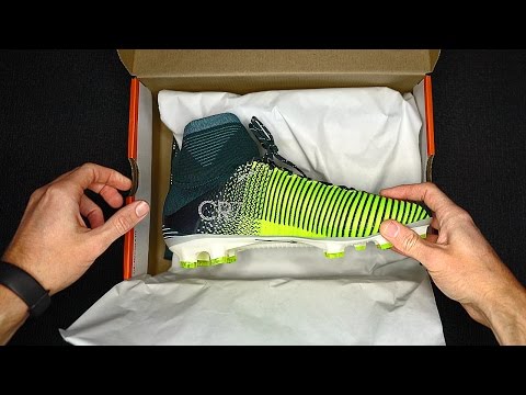2017 Cristiano Ronaldo Nike Mercurial Superfly V CR7 - Football Boots - UCC9h3H-sGrvqd2otknZntsQ