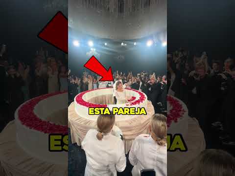 Ellos crearon un momento inolvidable en su boda con esta tarta de lujo 😍🥰 #shorts