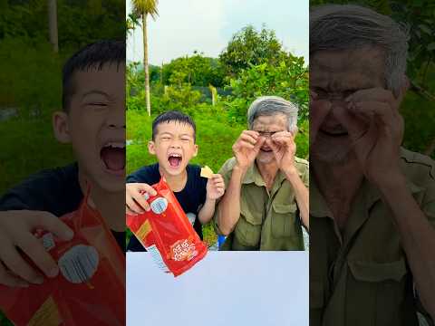 Hai ông cháu chơi khăm nhau 🤣👶🏻❤️👧🏻 #shorts #cute