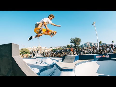 How to Shred a Bowl Raw w/ Jaime Mateu | Red Bull Bowl Rippers 2017 - UCblfuW_4rakIf2h6aqANefA