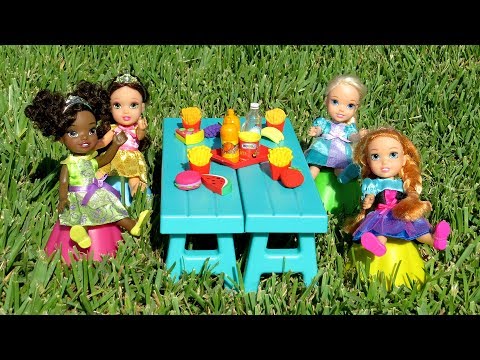 PICNIC ! Elsa and Anna toddlers - hide and seek - Barbie - food truck - tree house - UCQ00zWTLrgRQJUb8MHQg21A