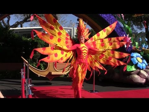 Festival of Fantasy parade Fashion Week show debuting costumes at Walt Disney World - UCYdNtGaJkrtn04tmsmRrWlw