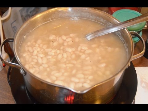 Basic Cooking Lesson #14 - How to Cook Great Northern Beans with Fat Back or Salted Pork - UC9gTYxmSL9vdleWEenTfpAg