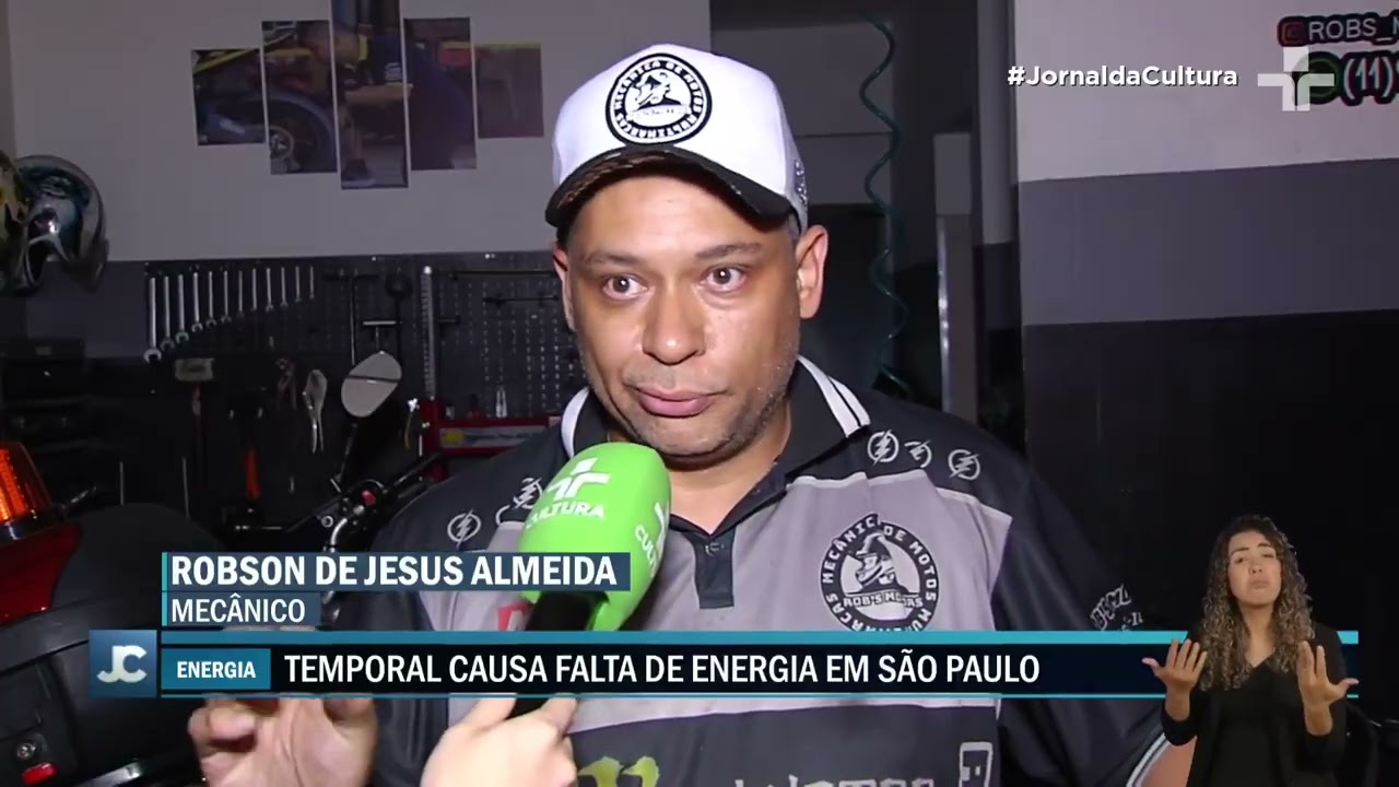 Fortes chuvas deixam áreas da capital e grande SP sem energia elétrica nesta segunda 22