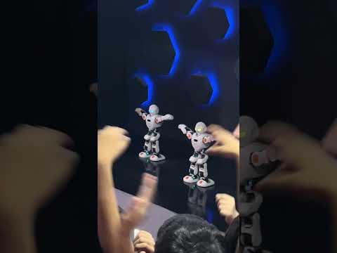 Kids enjoying robot dance #viral #trending #love #life #viralreels #peace #vitalshorts #robot