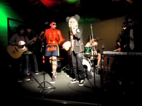 Roadie Fernandez - Tanya Markova [Live]