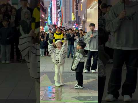 174만 유투버 크림서현의 터치챌린지 승우의 반응은? #춤추는곰돌 #춤추는곰돌의랜덤댄스 #dance #kpop #댄스 #music #everytimewetouch #터치챌린지