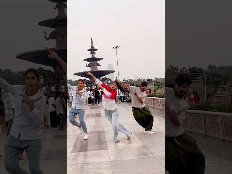 Bambai mai bada 🏙️🌃… #bhojpuri #dance #foryou #viralvideo #youtubeshorts #ytshorts ✅