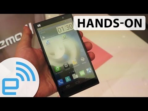 ZTE Grand Memo II LTE hands-on | Engadget at MWC 2014 - UC-6OW5aJYBFM33zXQlBKPNA