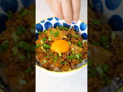 【簡単】ご飯がすすむ！キム玉そぼろ丼が最強に美味しい🐷🔥#shorts