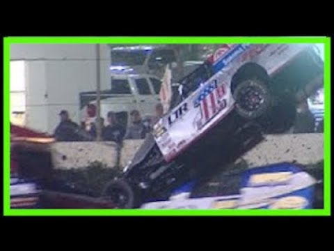 Rough Track At Ocean Speedway - dirt track racing video image