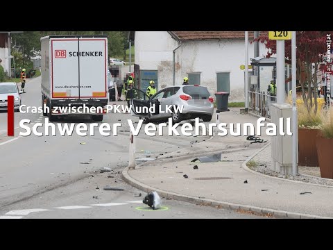 Crash zwischen PKW und LKW-Sattelzug bei Abbiegemanöver in Tumeltsham fordert einen Verletzten