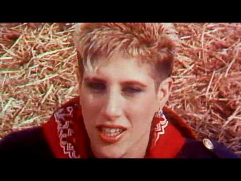 סי היימן ולהקה מקומית - גיבור גדול | קליפ