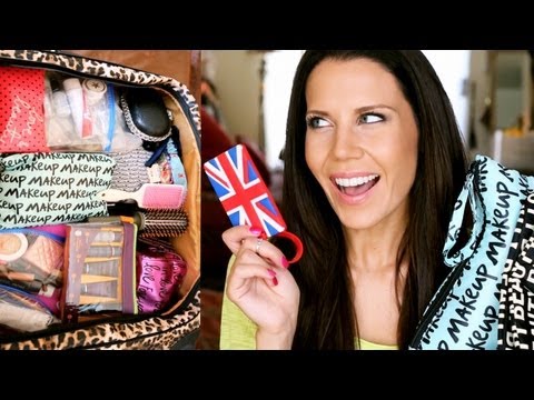 TRAVEL ESSENTIALS | Whats in My Suitcase - UC4qk9TtGhBKCkoWz5qGJcGg