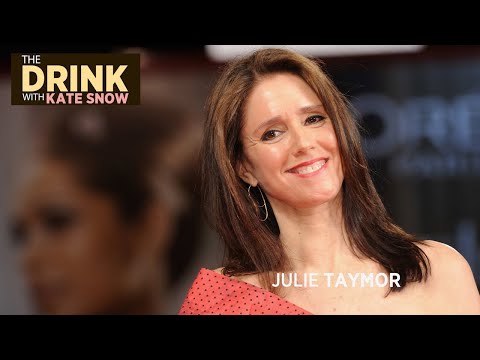 Director Julie Taymor's creative journey, from 'The Lion King' to 'The
Glorias'