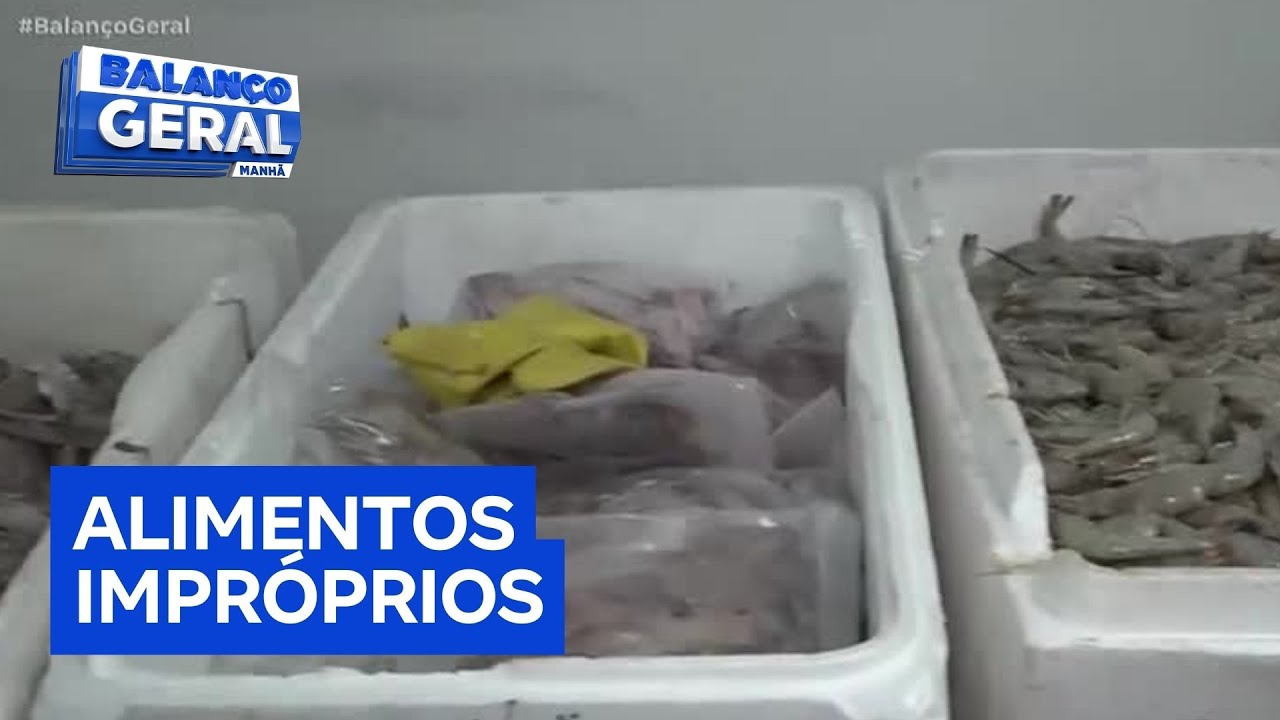 Operação apreende 300 kg de alimentos impróprios para consumo no Brás, região central de SP