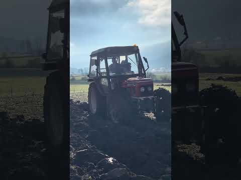 Zetor 6245 ploughing 😊👌