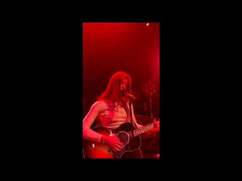 Gracie Abrams - Augusta (Live at Miracle Theatre 2/19/22)