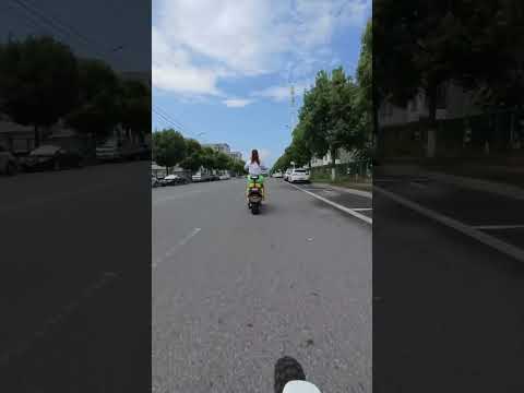 Brazil’s citycoco scooter #electricscooter #electricvehicle #citycoco #brazilian #linkseride