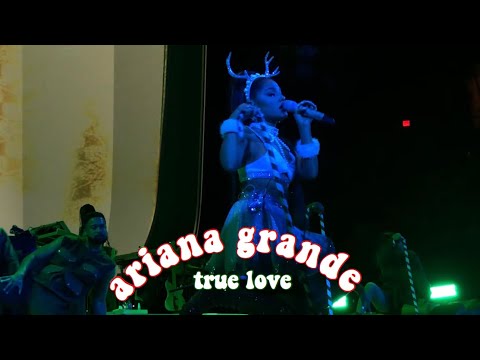 ARIANA GRANDE TRUE LOVE LIVE SWEETENER TOUR UNIONDALE