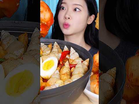 백골뱅이어묵탕 🐚 아삭아삭 시원한 총각김치❤️ 물떡 유부주머니 어묵 먹방 Spicy Sea Snail &amp; Fish <strong>Cakes</strong>
