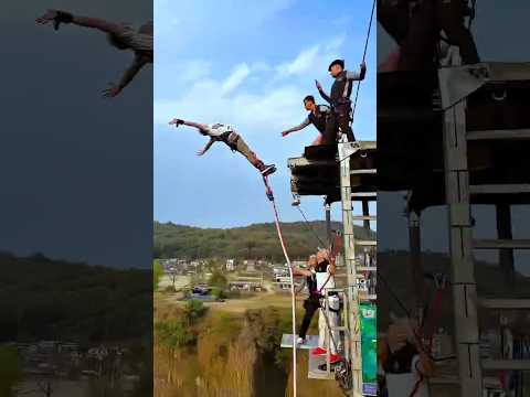 bungee jumping #trendingshorts #youtubeshort #viralshort😱😱😱😱