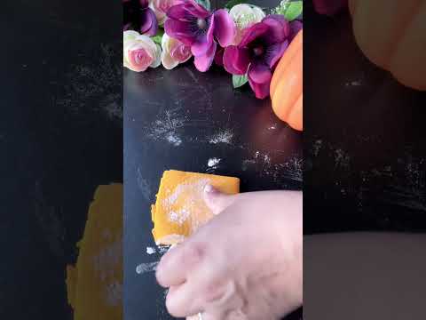 হোটেলের মত পরোটা।  #ভাইরালভিডিওシ #হোটেল  #পরোটা  #foryouシ #fbreels #gojol