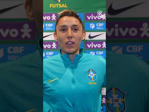 EMILLY COMENTA SOBRE TER SIDO ELEITA A MELHOR DA PARTIDA CONTRA O IRAN NA COPA DO MUNDO
