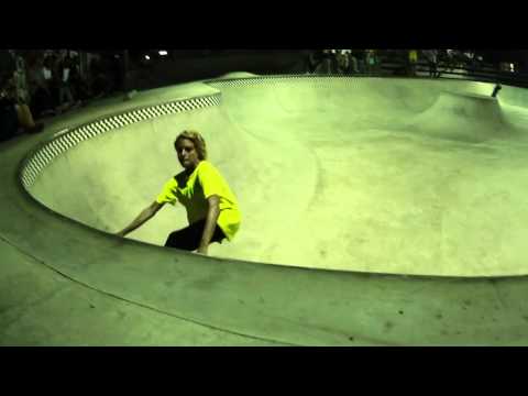CURREN CAPLES SKATES PARK IN BALI - UChnzJ9uc4JtCeIDuheRZF1A