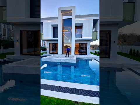 Bu villanın havuzuna bayılacaksınız! 🤩”