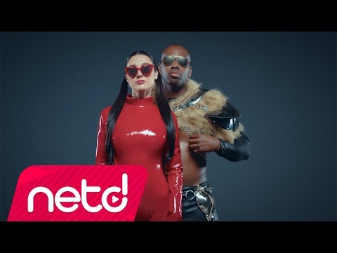 Roza - kırmızı papuçlar