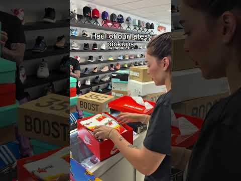 Forgot to film the other 50+ items we cashed out on 😭 #sneakerstore #sneakerhaul #buyout #miami