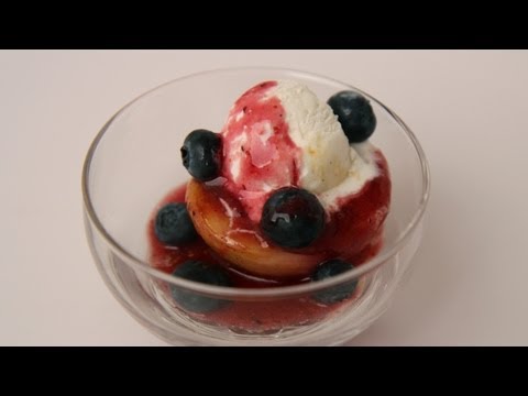 Grilled Nectarine and Blueberry Sundae Recipe - Laura Vitale - Laura in the Kitchen Episode 443 - UCNbngWUqL2eqRw12yAwcICg