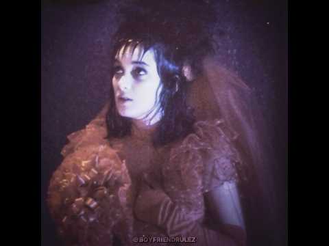 {who I’m going to be for Halloween 🎃👻👩🏻❤️💚🖤🪲} #fypシ゚#lydiadeetz#edit#viralshort#capcut#movies