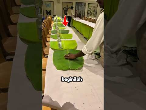 Tradisi India Ini Bikin Heboh Dunia! Makan di Daun Pisang?! #shorts