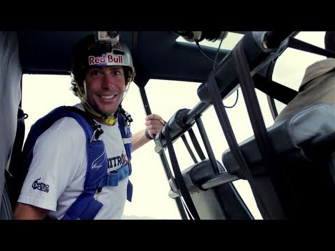 Welcome to Nitro City - Travis Pastrana's New Playground - UCblfuW_4rakIf2h6aqANefA