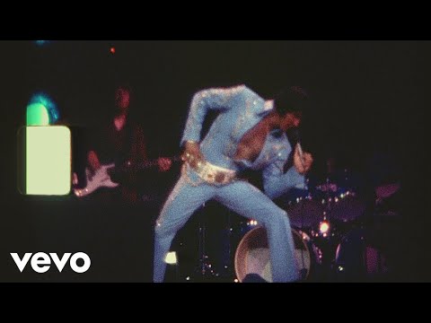 Elvis Presley - Hound Dog (Prince From Another Planet, Live at Madison Square Garden, 1972)
