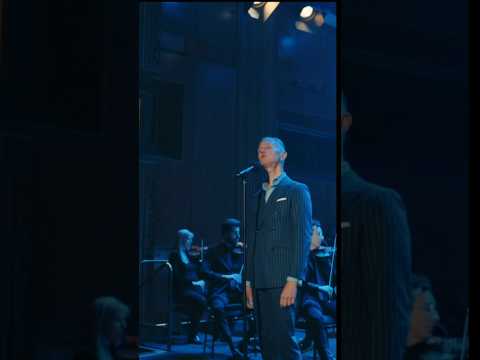 "Schönhauser EP" von Zartmann & WDR Funkhausorchester. Bei "Lass es gehen": feat. Max Raabe