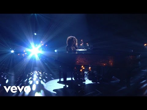 Alicia Keys - Moonlight Sonata (Piano & I: AOL Sessions +1) - UCETZ7r1_8C1DNFDO-7UXwqw