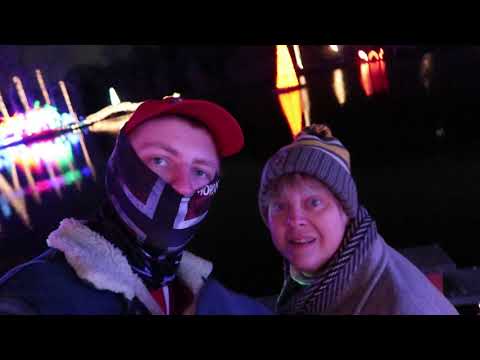 INSANE Christmas Lights in Wisconsin!!