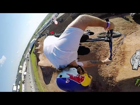 GoPro: Hucker's BMX Dirt Course Spotlight - X Games Austin 2015 - UCqhnX4jA0A5paNd1v-zEysw